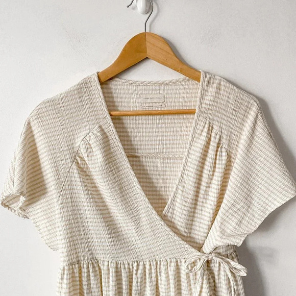 Urban Outfitters Alice Stripe Crinkle Wrap Mini Dress Size Small - Picture 4 of 8